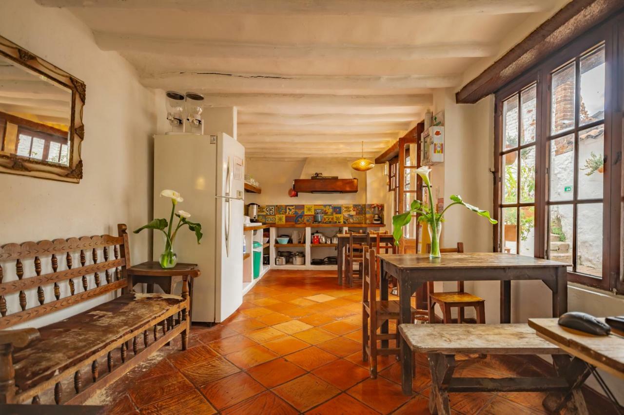 Alegrias Hostel Bogota Ngoại thất bức ảnh