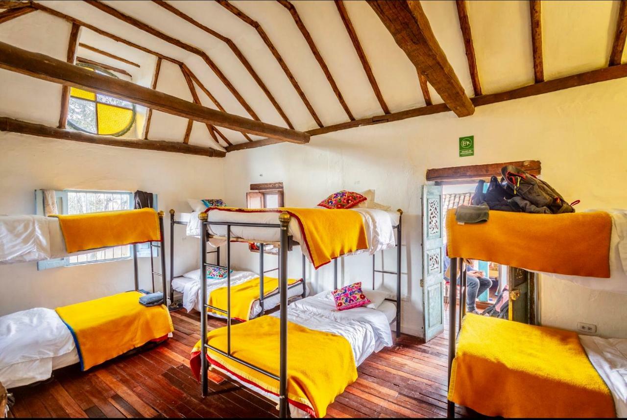 Alegrias Hostel Bogota Ngoại thất bức ảnh